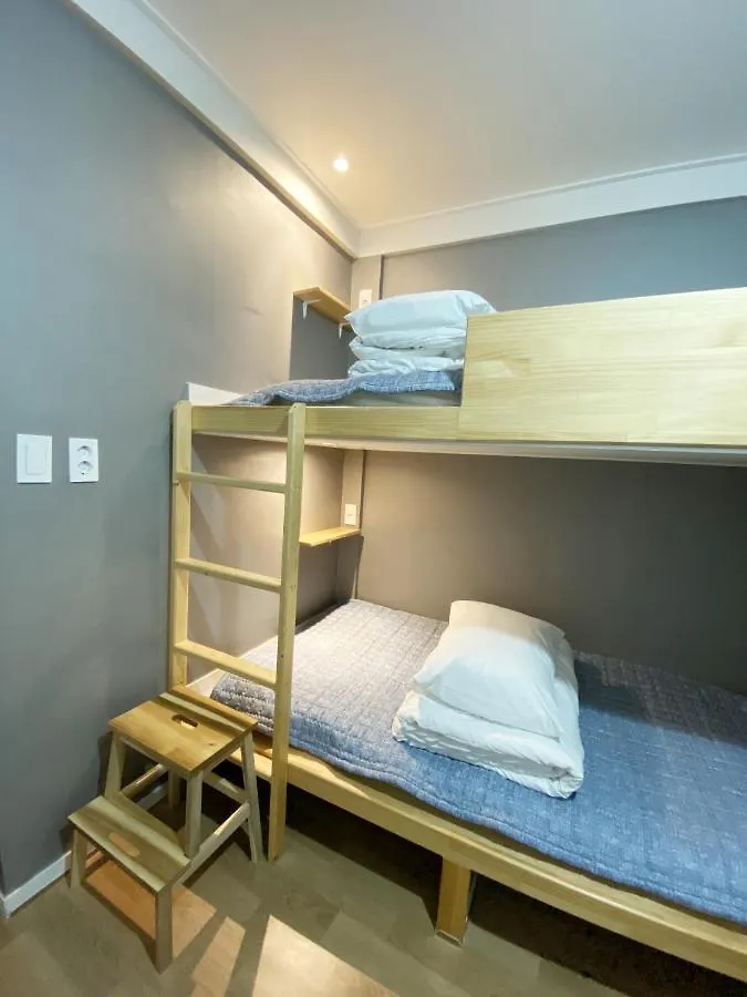 Dante House Hotel Busan 2*,
