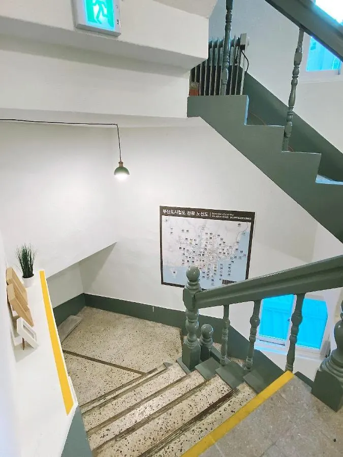 Dante House Hotel Busan 2*,